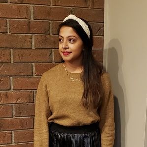 Meet your Posher, Rashida